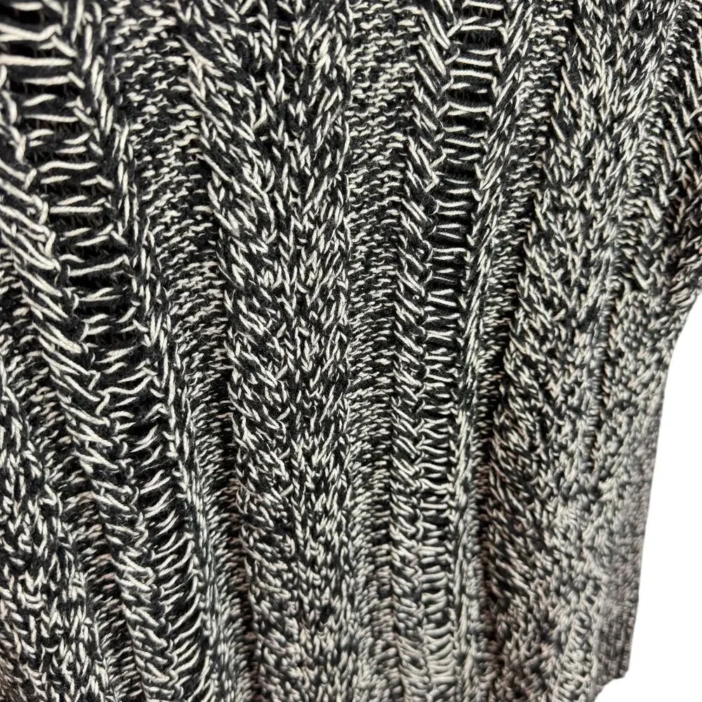American‎ Eagle Black White Long Sleeve Cotton Wool Sweater Dark Feminine Edgy S